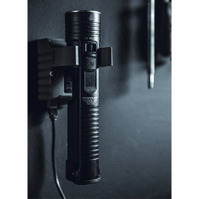 Latarka akumulatorowa Streamlight Stinger 2020 w zestawie, 2000 lm