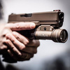 Latarka taktyczna na broń Streamlight TLR-1HL, kol. piaskowy